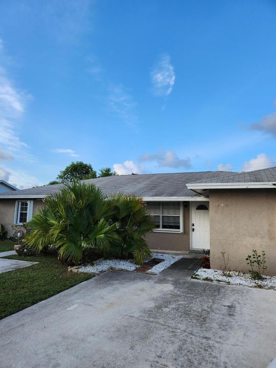 出租: $2,700 (3 贝兹, 2 浴室, 1336 平方英尺)