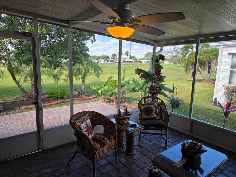 For Sale: $219,000 (2 beds, 2 baths, 1591 Square Feet)