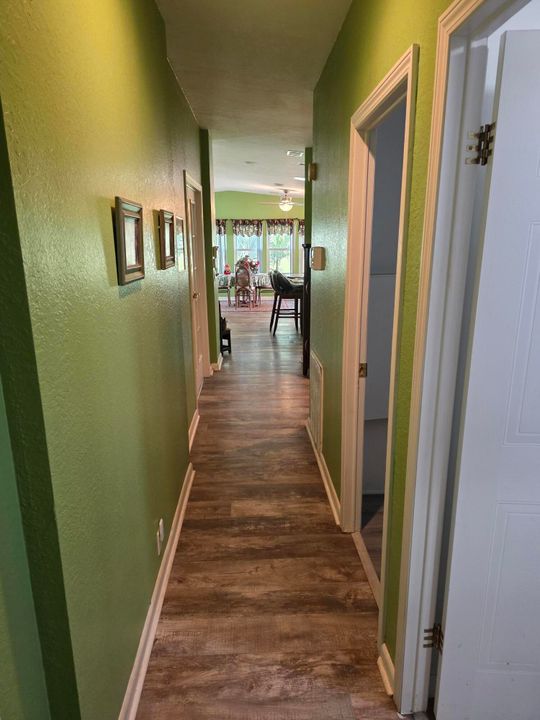 For Sale: $219,000 (2 beds, 2 baths, 1591 Square Feet)