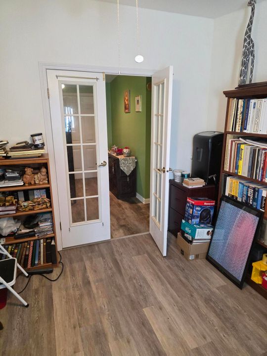 For Sale: $219,000 (2 beds, 2 baths, 1591 Square Feet)