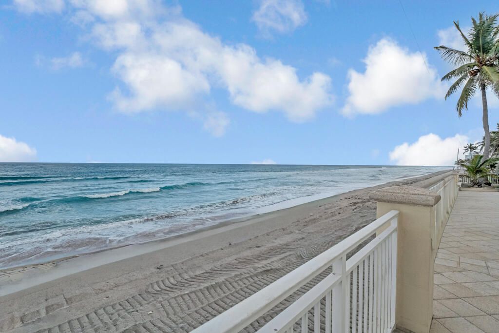 待售: $290,000 (1 贝兹, 1 浴室, 891 平方英尺)