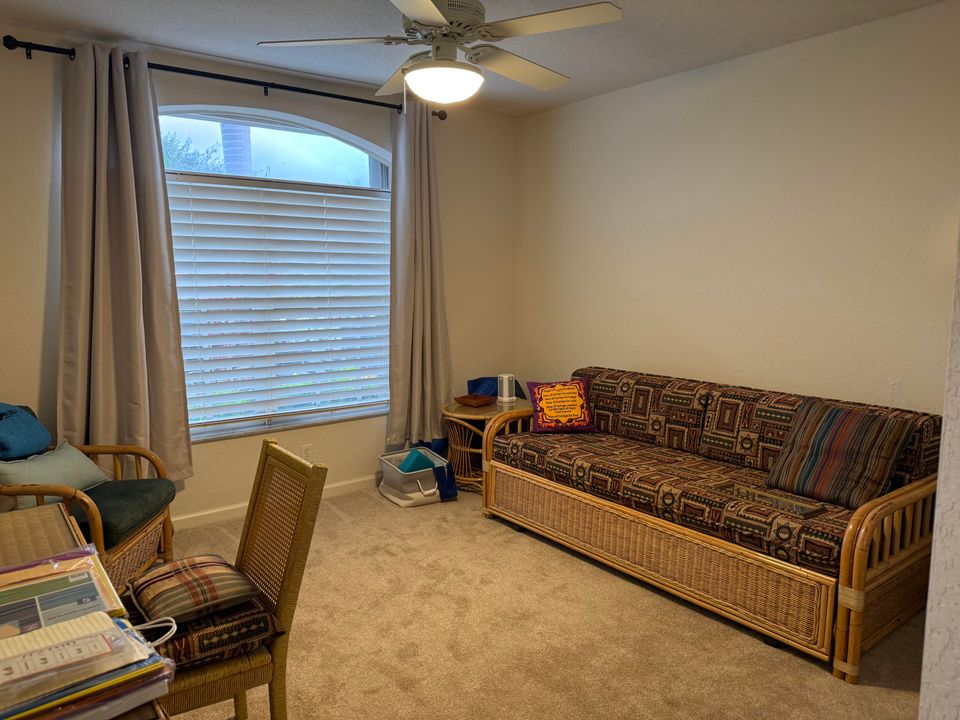 For Sale: $599,900 (3 beds, 3 baths, 2130 Square Feet)