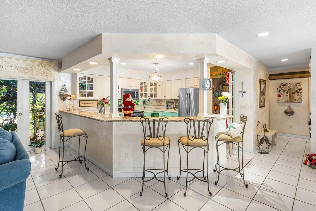 待售: $2,300,000 (3 贝兹, 3 浴室, 2694 平方英尺)