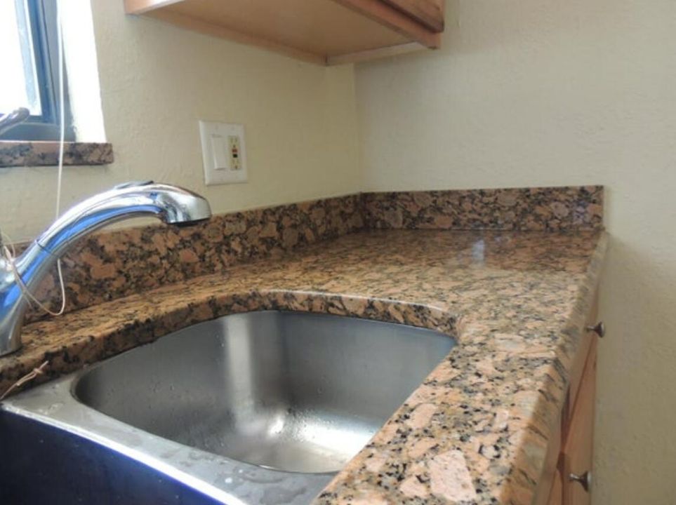 For Rent: $1,995 (3 beds, 2 baths, 1368 Square Feet)