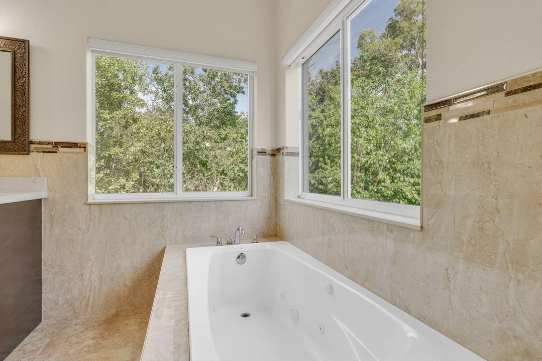 На продажу: $899,000 (3 спален, 3 ванн, 1760 Квадратных фут)