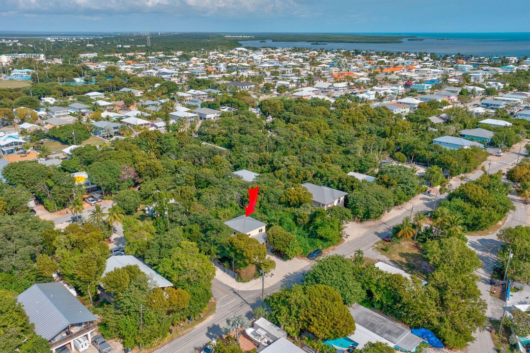 На продажу: $899,000 (3 спален, 3 ванн, 1760 Квадратных фут)