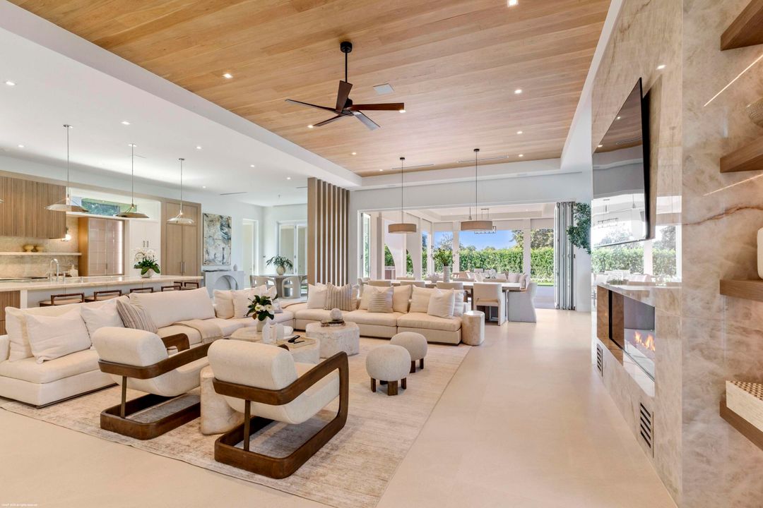 待售: $17,950,000 (8 贝兹, 9 浴室, 10769 平方英尺)