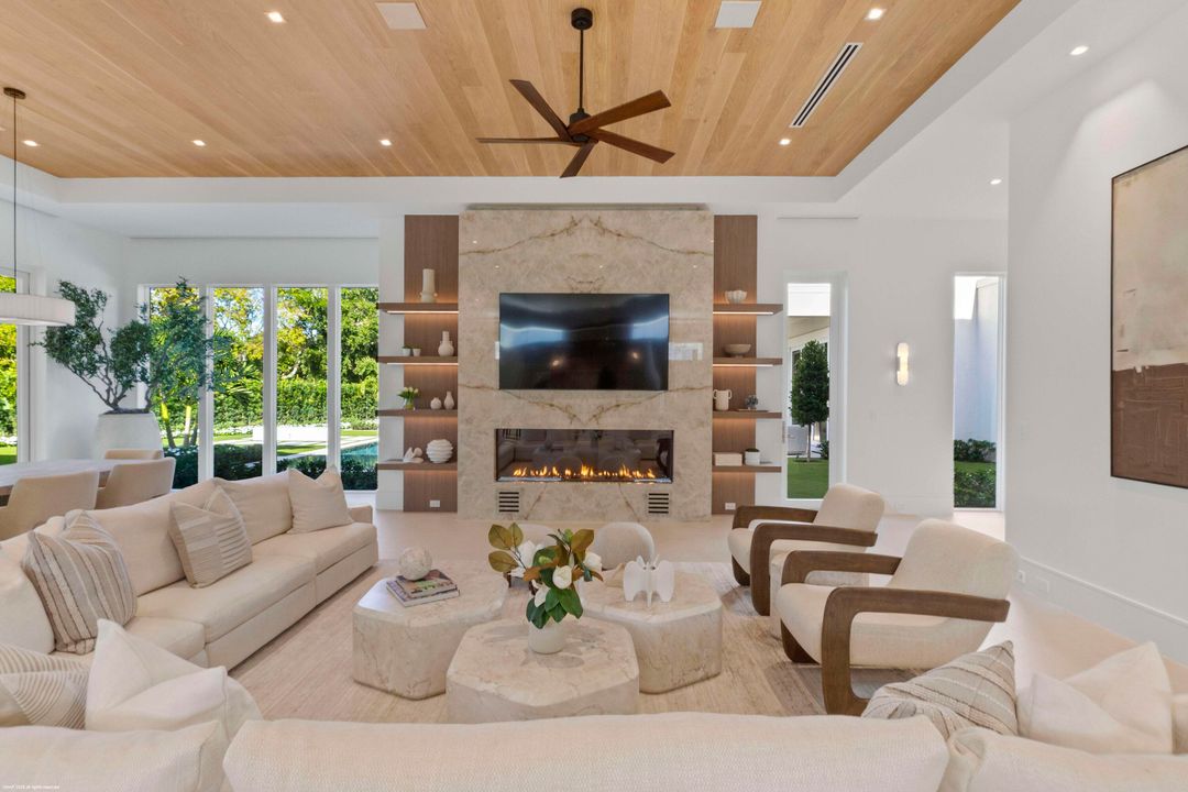 待售: $17,950,000 (8 贝兹, 9 浴室, 10769 平方英尺)