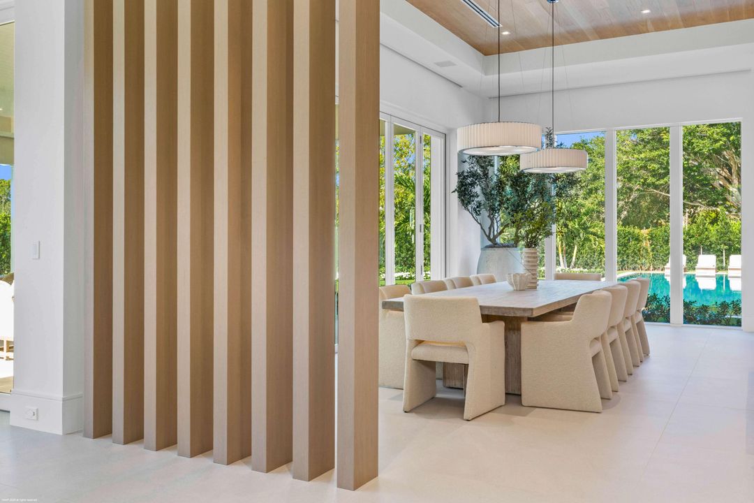 待售: $17,950,000 (8 贝兹, 9 浴室, 10769 平方英尺)