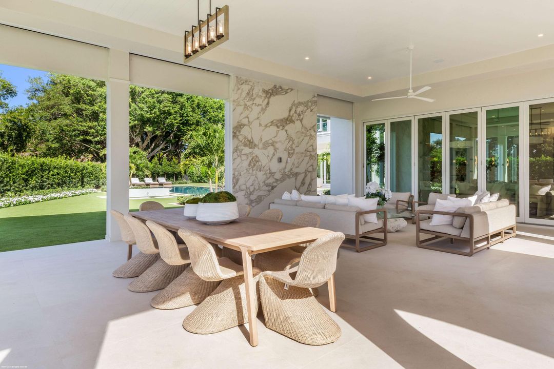 待售: $17,950,000 (8 贝兹, 9 浴室, 10769 平方英尺)