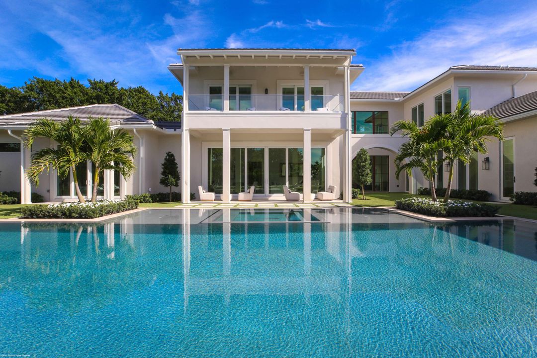 待售: $17,950,000 (8 贝兹, 9 浴室, 10769 平方英尺)