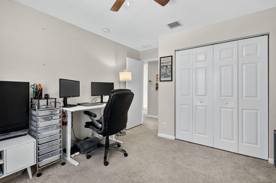 На продажу: $454,900 (3 спален, 2 ванн, 1674 Квадратных фут)