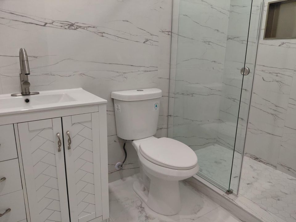 For Rent: $2,600 (3 beds, 2 baths, 1448 Square Feet)