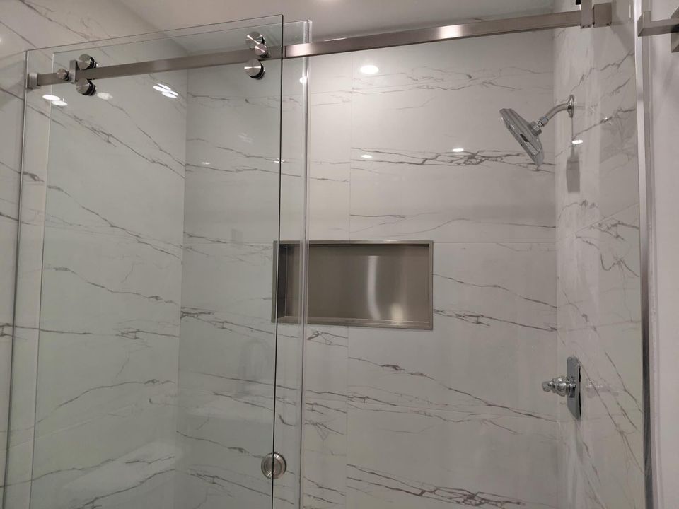 For Rent: $2,600 (3 beds, 2 baths, 1448 Square Feet)