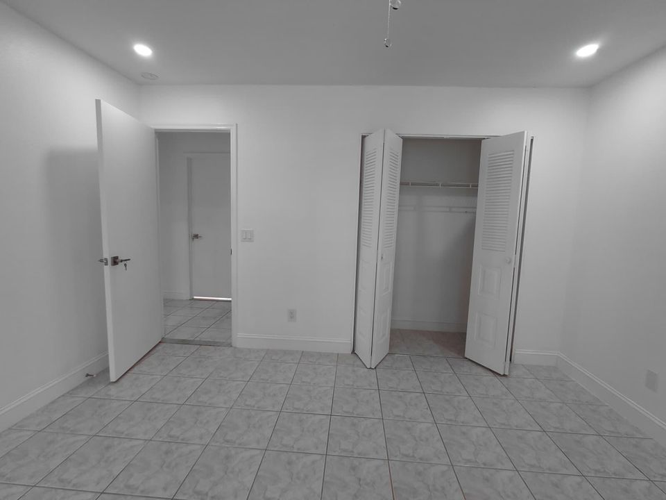 For Rent: $2,600 (3 beds, 2 baths, 1448 Square Feet)