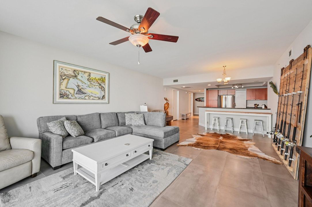 For Sale: $749,000 (3 beds, 3 baths, 1990 Square Feet)