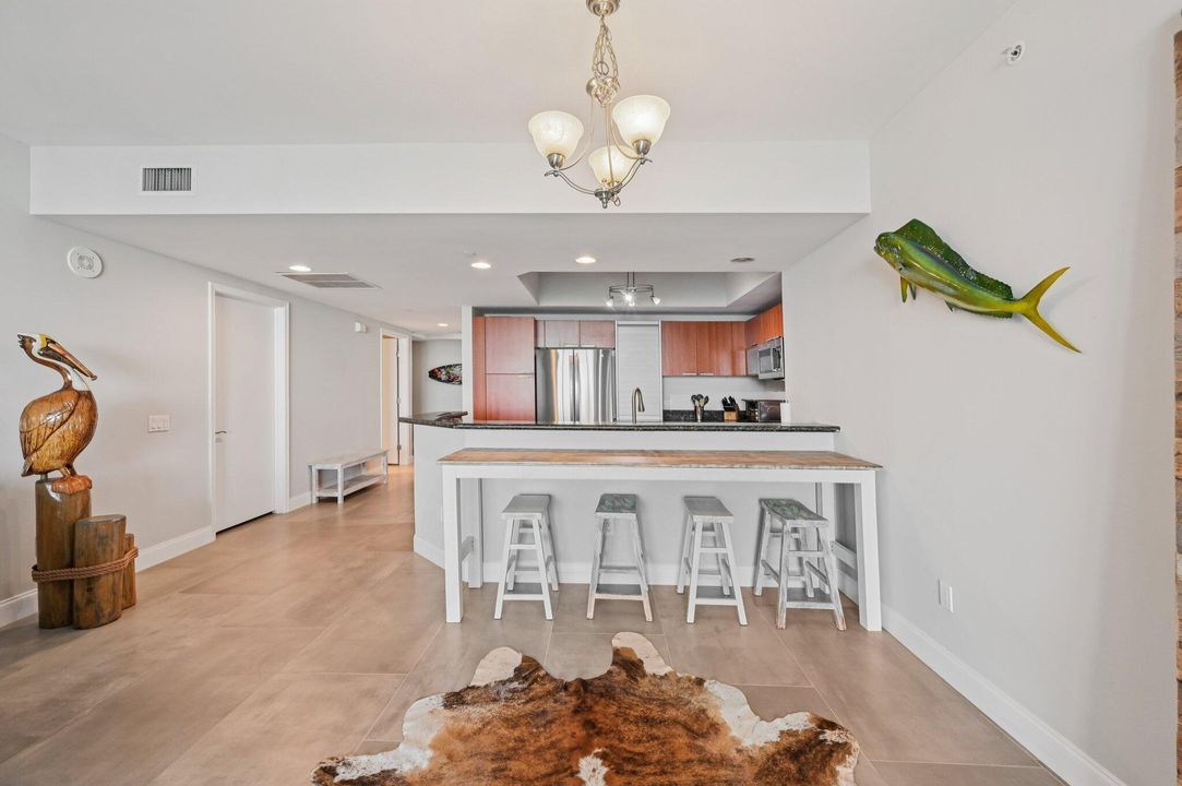 For Sale: $749,000 (3 beds, 3 baths, 1990 Square Feet)