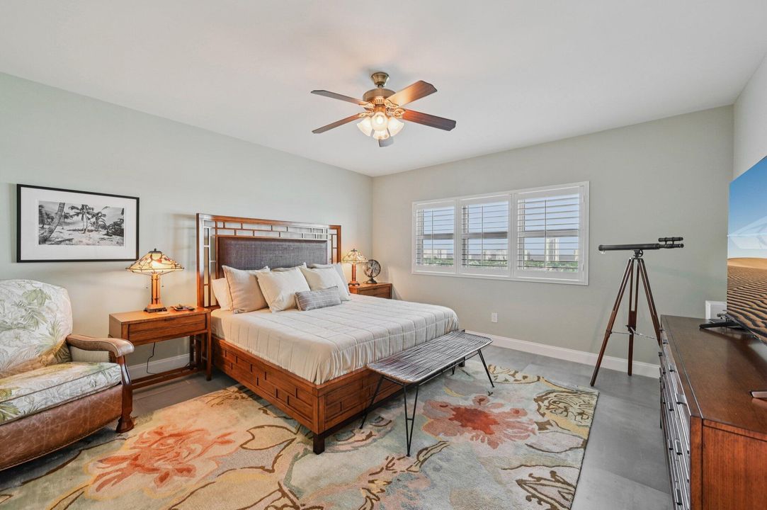 For Sale: $749,000 (3 beds, 3 baths, 1990 Square Feet)