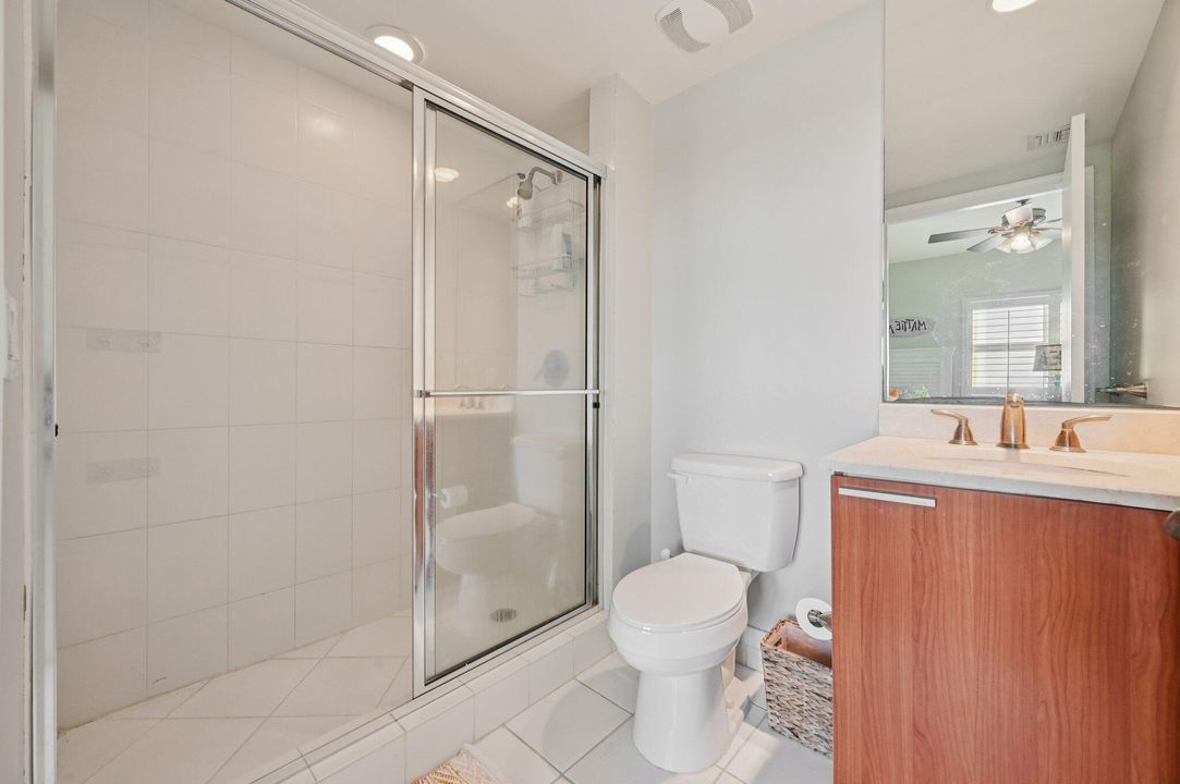 For Sale: $749,000 (3 beds, 3 baths, 1990 Square Feet)