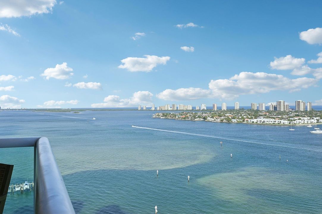 For Sale: $749,000 (3 beds, 3 baths, 1990 Square Feet)