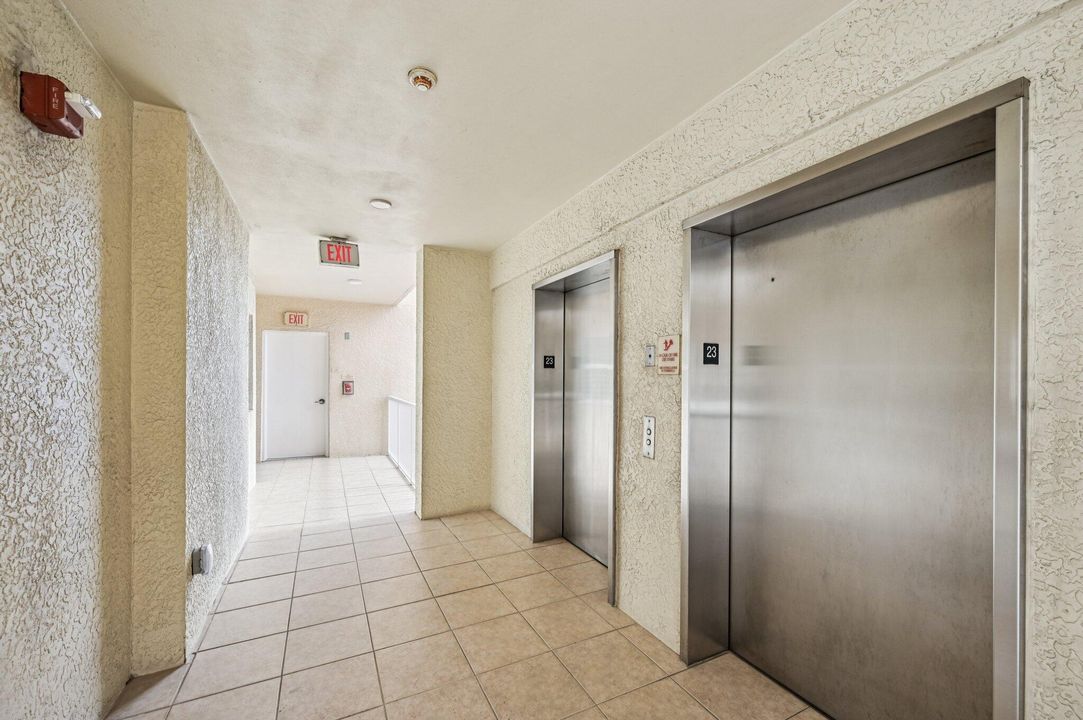 For Sale: $749,000 (3 beds, 3 baths, 1990 Square Feet)