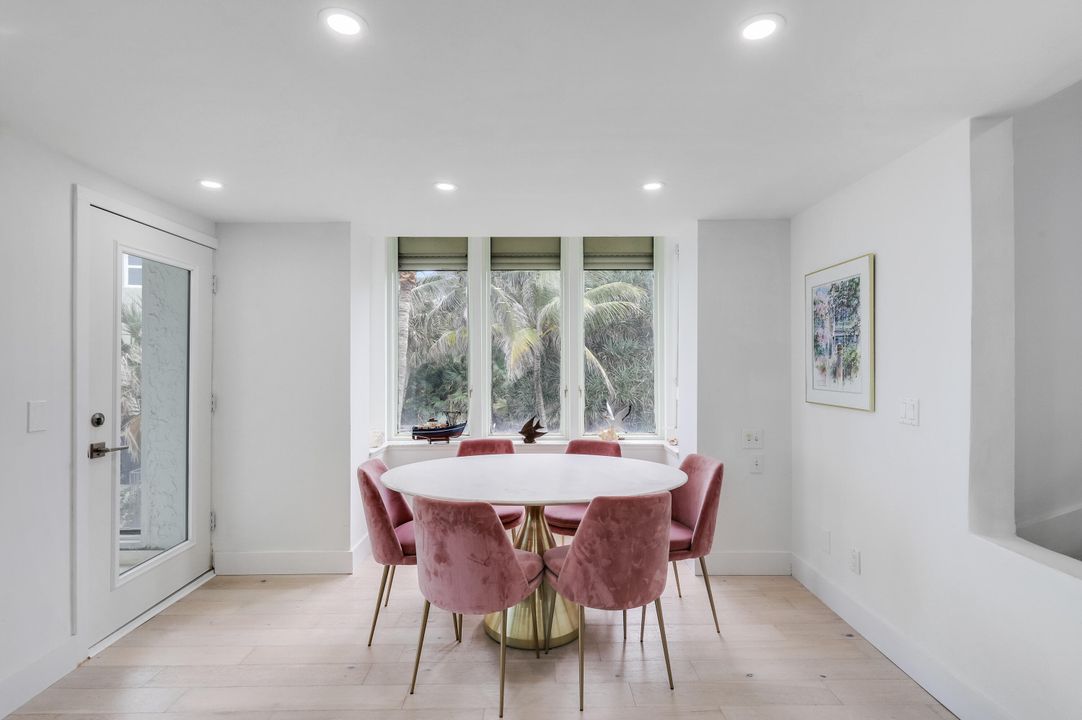 For Sale: $999,000 (2 beds, 2 baths, 1823 Square Feet)