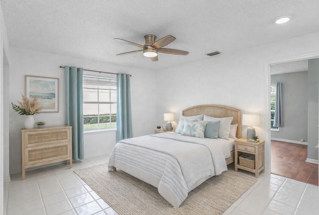 合同活跃: $425,000 (2 贝兹, 2 浴室, 1585 平方英尺)