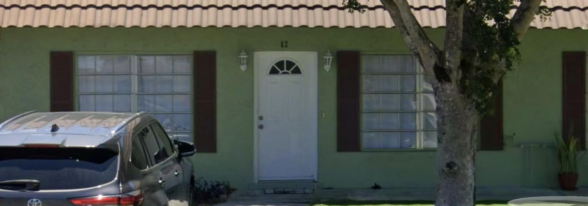 For Rent: $2,700 (2 beds, 2 baths, 1237 Square Feet)