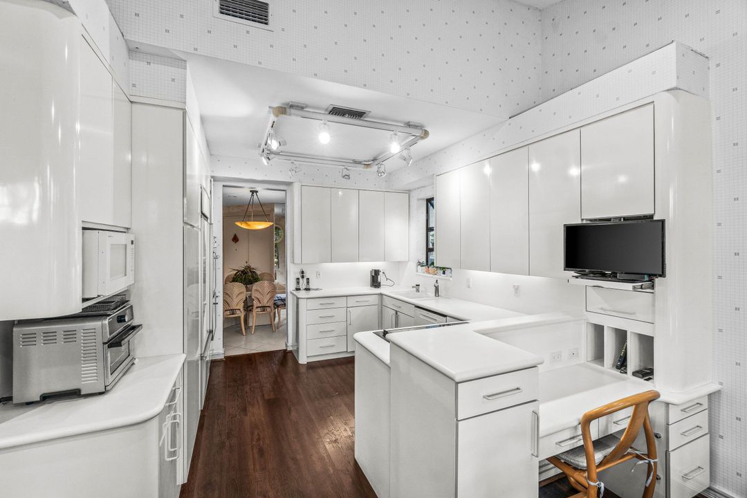 На продажу: $1,499,000 (4 спален, 5 ванн, 3413 Квадратных фут)