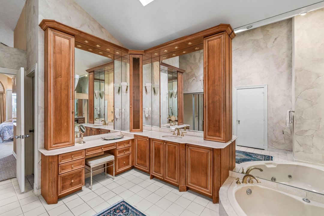 На продажу: $1,499,000 (4 спален, 5 ванн, 3413 Квадратных фут)