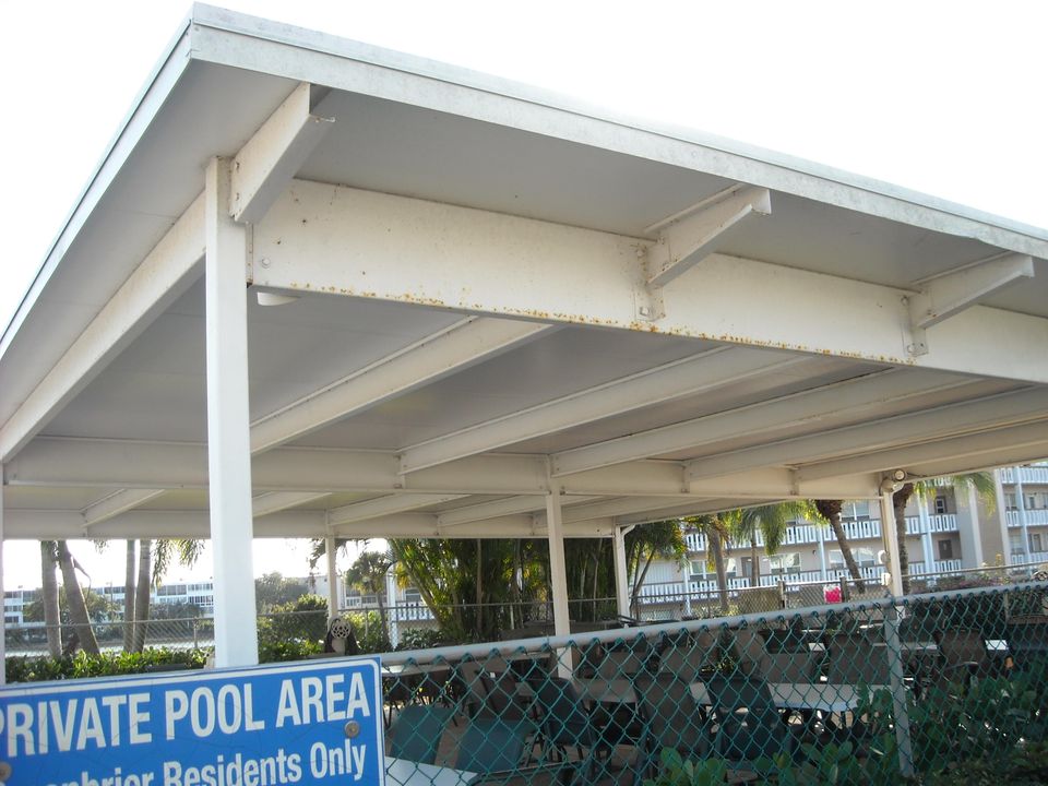 На продажу: $199,900 (2 спален, 2 ванн, 1110 Квадратных фут)