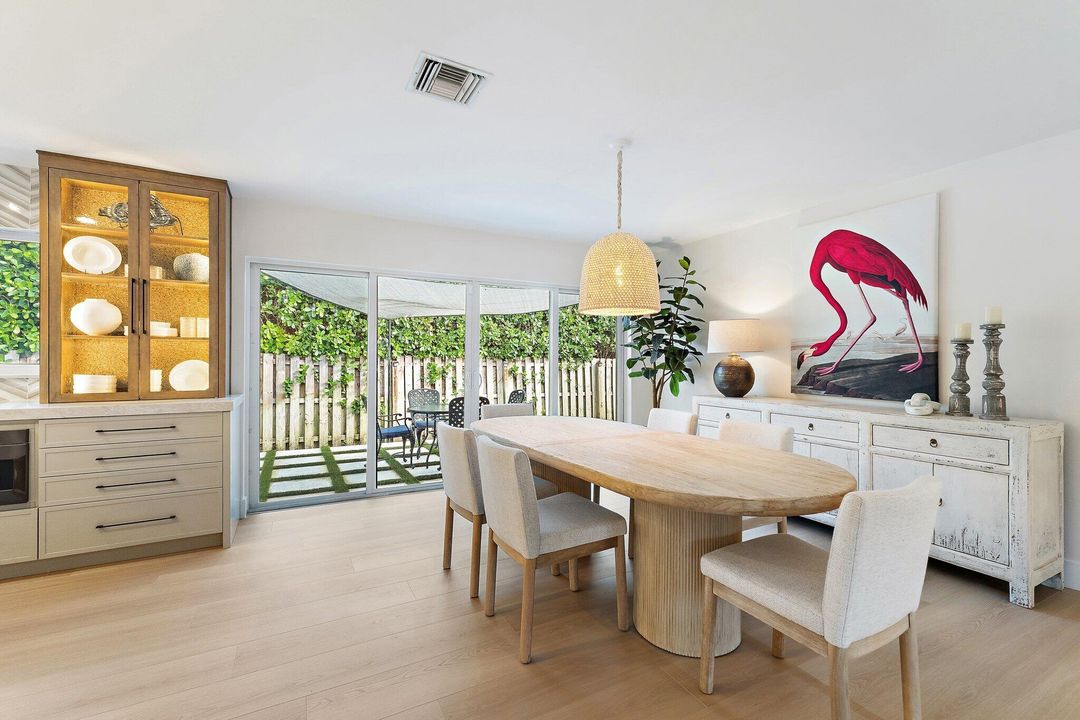 В аренду: $12,000 (3 спален, 2 ванн, 1892 Квадратных фут)