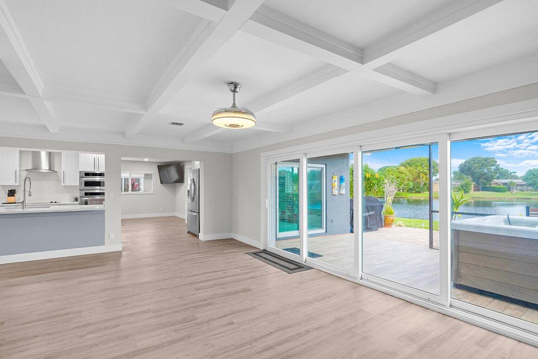 En Venta: $629,900 (2 camas, 2 baños, 1639 Pies cuadrados)