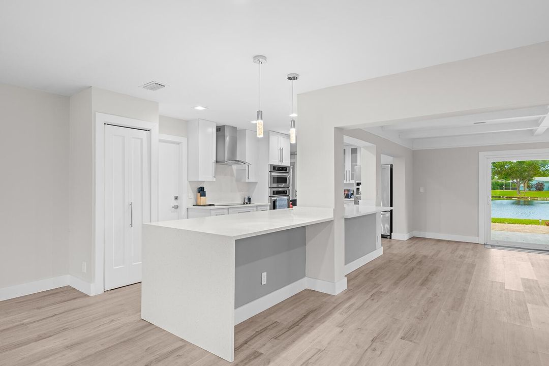 En Venta: $629,900 (2 camas, 2 baños, 1639 Pies cuadrados)