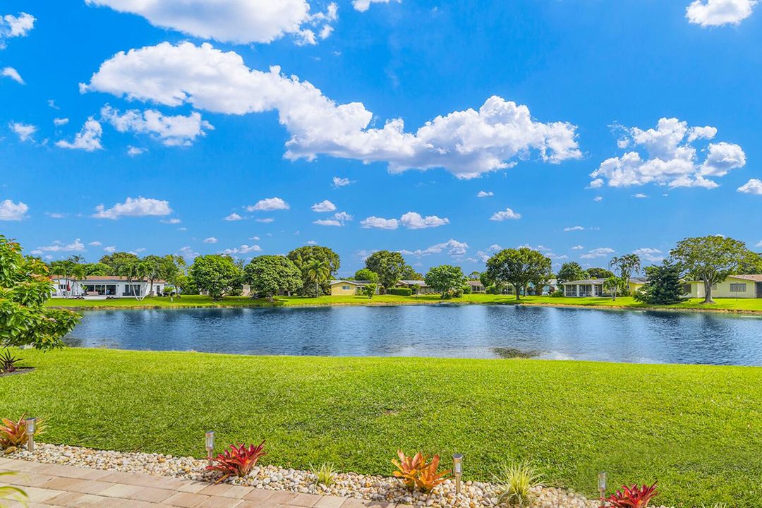 En Venta: $629,900 (2 camas, 2 baños, 1639 Pies cuadrados)