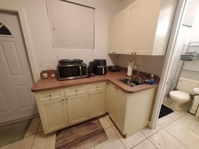 出租: $1,600 (1 贝兹, 1 浴室, 2173 平方英尺)