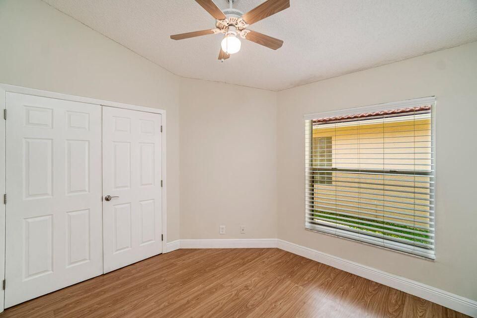 For Sale: $505,000 (3 beds, 2 baths, 1354 Square Feet)