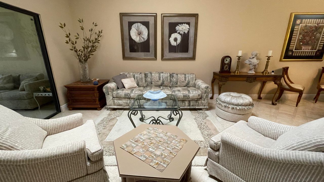 出租: $3,850 (2 贝兹, 2 浴室, 1500 平方英尺)