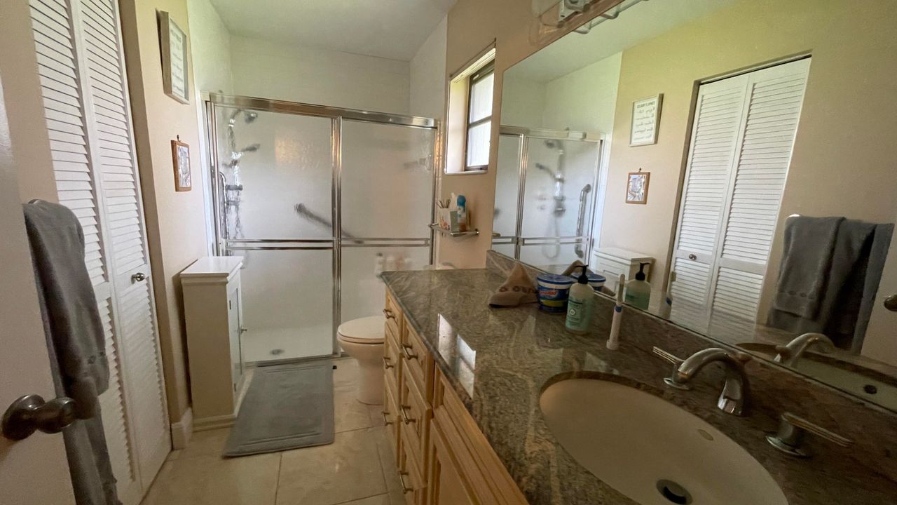 出租: $3,850 (2 贝兹, 2 浴室, 1500 平方英尺)