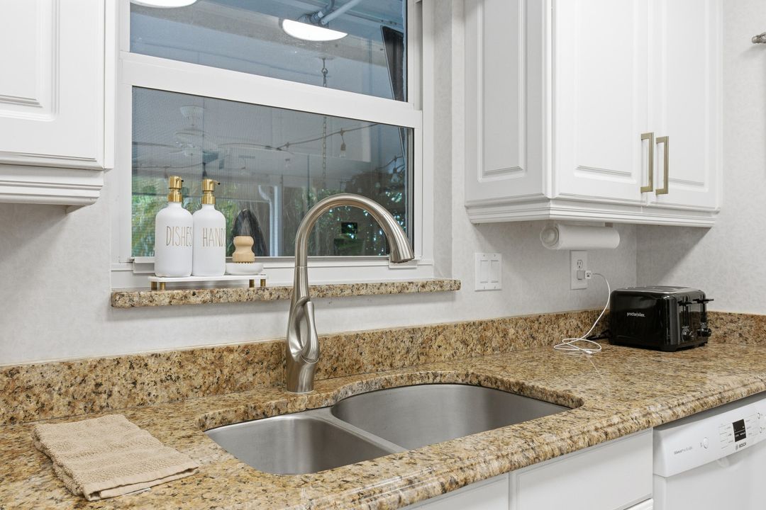 В аренду: $7,000 (3 спален, 2 ванн, 1222 Квадратных фут)