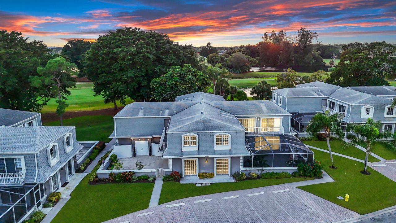 For Sale: $400,000 (3 beds, 2 baths, 1848 Square Feet)