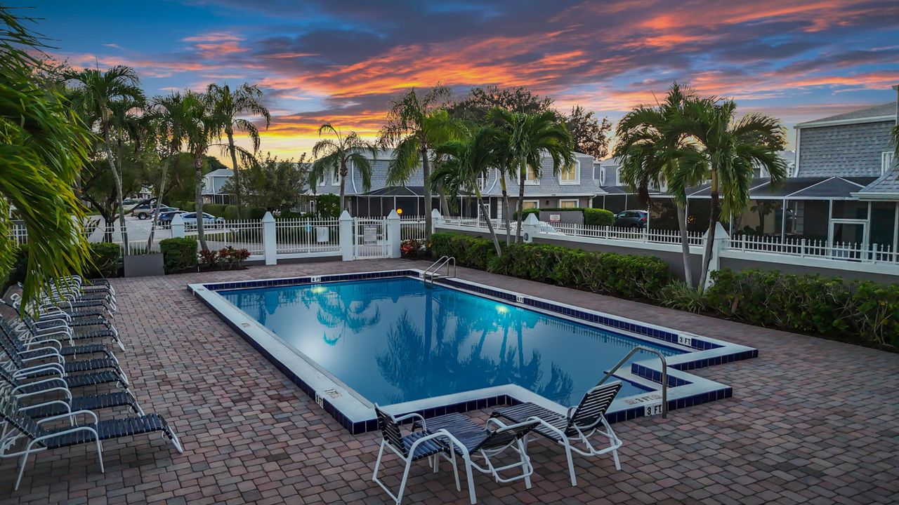 For Sale: $400,000 (3 beds, 2 baths, 1848 Square Feet)