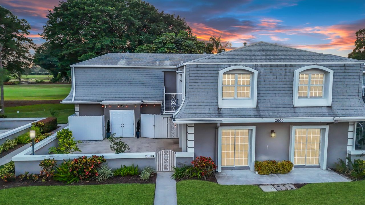 For Sale: $400,000 (3 beds, 2 baths, 1848 Square Feet)