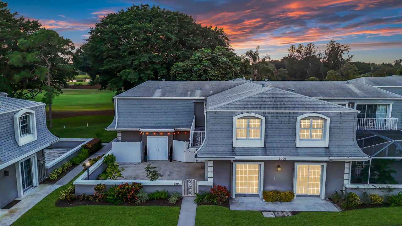 For Sale: $400,000 (3 beds, 2 baths, 1848 Square Feet)