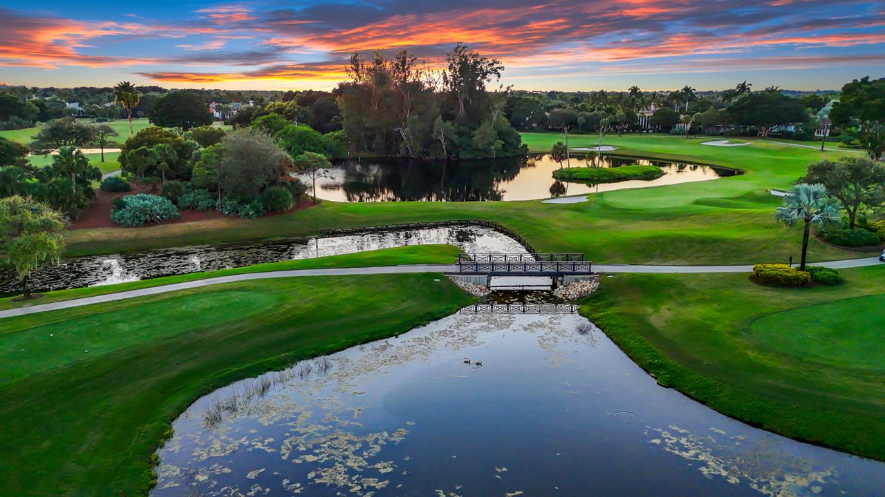 For Sale: $400,000 (3 beds, 2 baths, 1848 Square Feet)