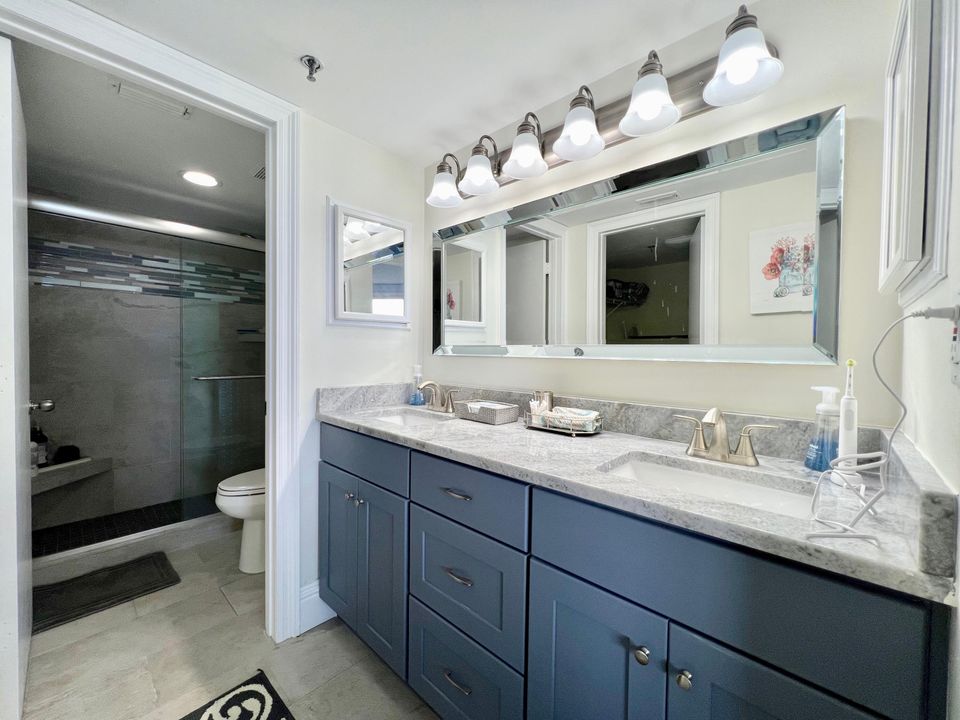 出租: $5,500 (2 贝兹, 2 浴室, 1187 平方英尺)