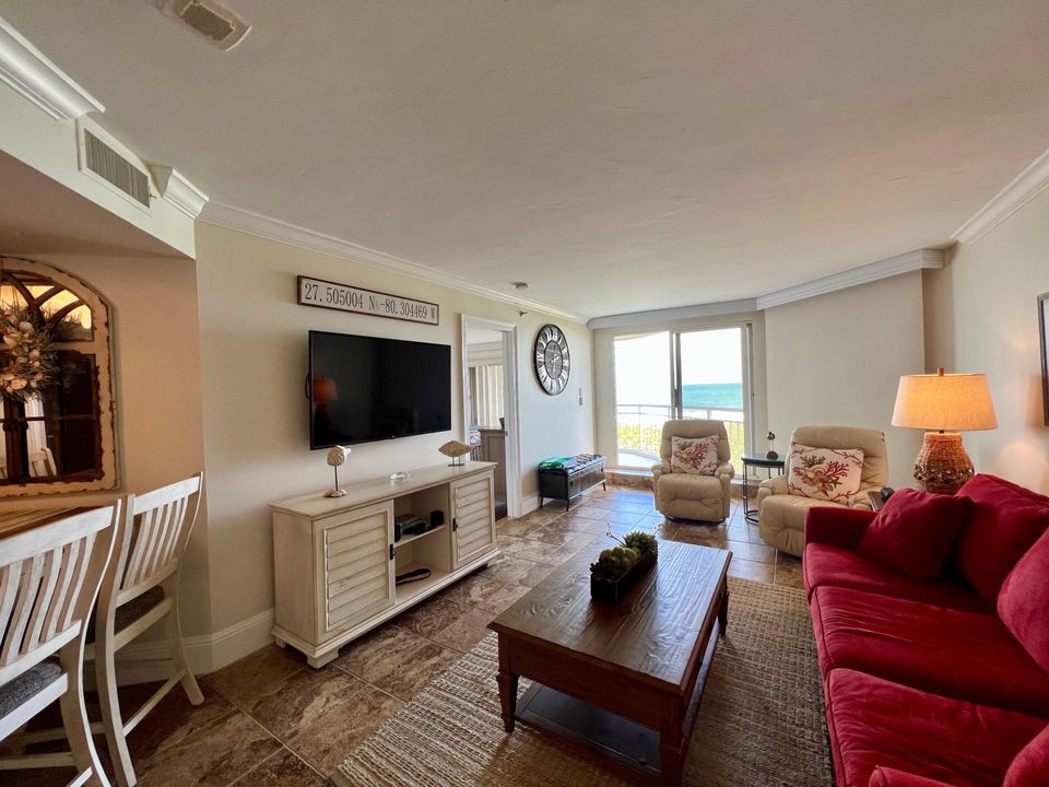 出租: $5,500 (2 贝兹, 2 浴室, 1187 平方英尺)