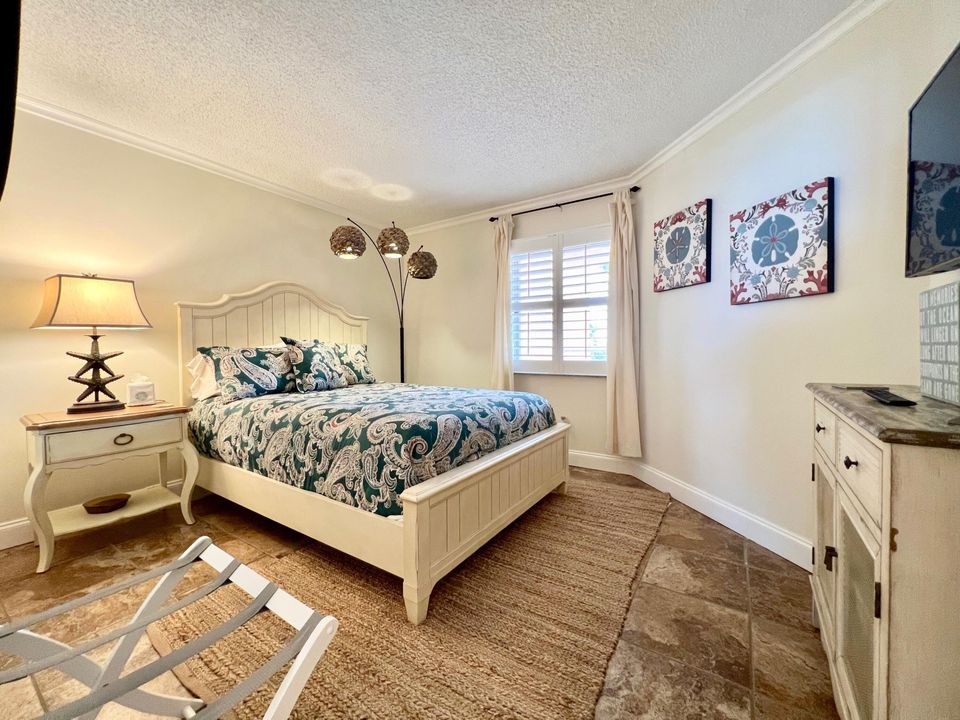 出租: $5,500 (2 贝兹, 2 浴室, 1187 平方英尺)