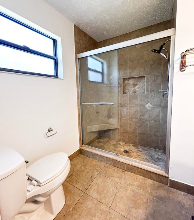 待售: $269,000 (2 贝兹, 2 浴室, 1120 平方英尺)