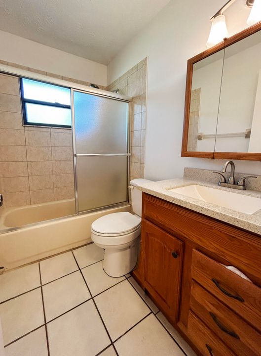 待售: $269,000 (2 贝兹, 2 浴室, 1120 平方英尺)